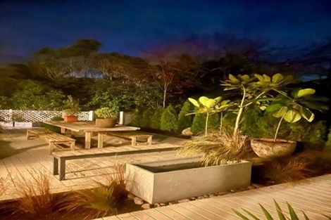 Photo of property in 15 Whiorau Grove, Lowry Bay, Lower Hutt, 5013