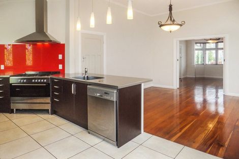 Photo of property in 233 Adelaide Road, Newtown, Wellington, 6021