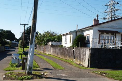 Photo of property in 15 Ferguson Street, Mangere East, Auckland, 2024