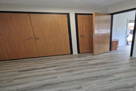 Photo of property in 208 Don Buck Road, Massey, Auckland, 0614