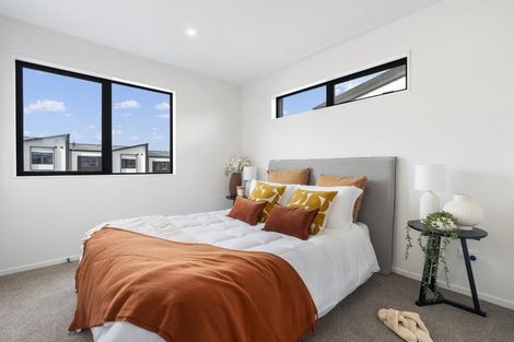 Photo of property in 2/4 Ngaroma House Drive, Hobsonville, Auckland, 0616
