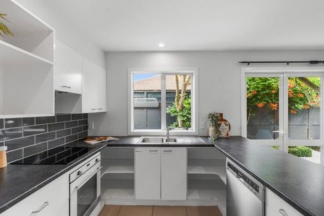 Photo of property in 5/17 Eversleigh Street, St Albans, Christchurch, 8014