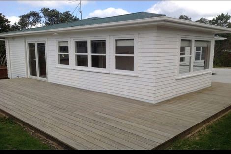 Photo of property in 26 Eskdale Road, Birkdale, Auckland, 0626