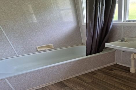 Photo of property in 3 Voltaire Street, Karori, Wellington, 6012