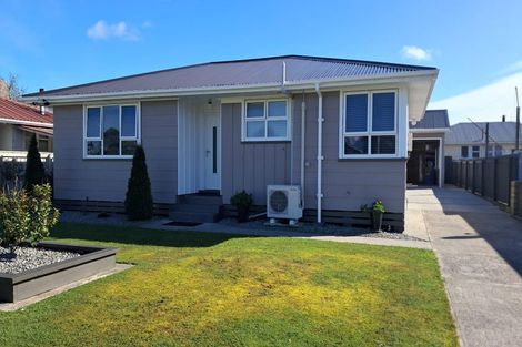 Photo of property in 13 Bentham Street, Westport, 7825