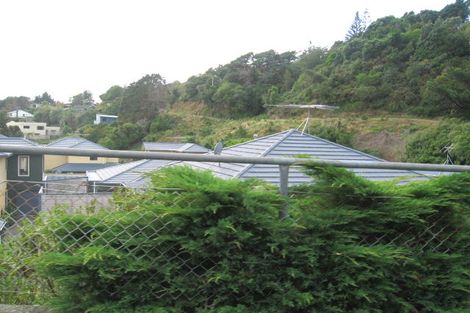 Photo of property in 7u2 Carleton Terrace, Tawa, Wellington, 5028