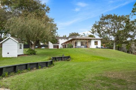 Photo of property in 10 Trig Road, West Harbour, Auckland, 0618