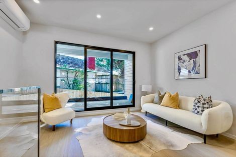 Photo of property in 44c Bruce Road, Glenfield, Auckland, 0629