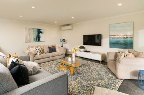 Photo of property in 33 Penzance Road, Mairangi Bay, Auckland, 0630