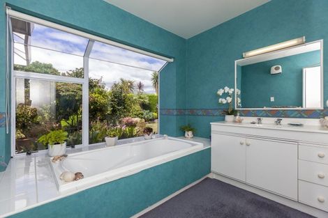 Photo of property in 236 Mazengarb Road, Paraparaumu, 5032