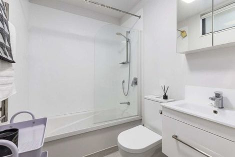 Photo of property in Vedado Apartments, 105/41u Hopper Street, Mount Cook, Wellington, 6011