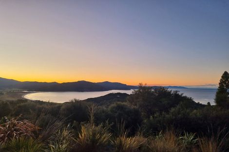 Photo of property in 867 Tuateawa Road, Waikawau, Coromandel, 3584