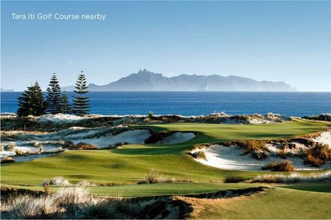 Photo of property in 238 Te Arai Point Road, Te Arai, Wellsford, 0975