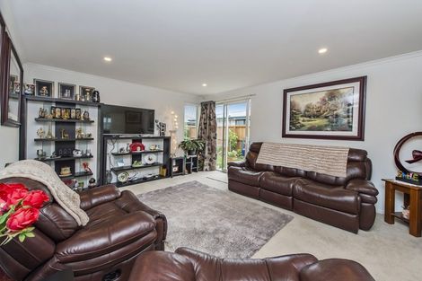 Photo of property in 33 Chandler Way, Rolleston, 7615