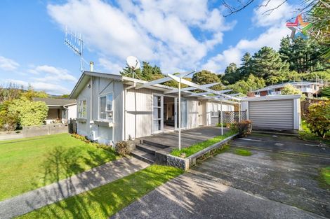 Photo of property in 29 Mcgowan Road, Wainuiomata, Lower Hutt, 5014
