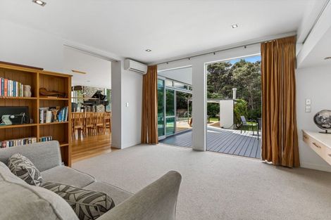 Photo of property in 160 Schnapper Rock Road, Schnapper Rock, Auckland, 0632