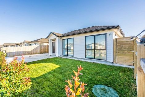 Photo of property in 11 Silver Beech Street, Takanini, 2110