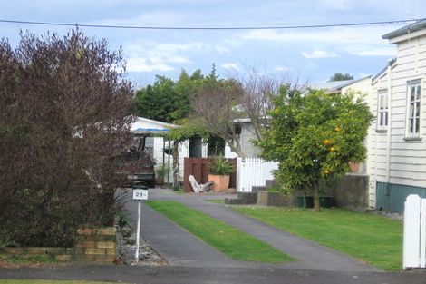 Photo of property in 29 Irvine Street, Frankton, Hamilton, 3204
