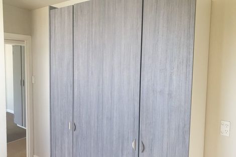 Photo of property in 53a Pleasant Road, Glen Eden, Auckland, 0602