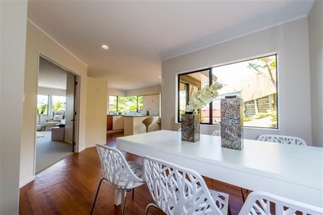 Photo of property in 2/6 Honeysuckle Lane, Mairangi Bay, Auckland, 0630