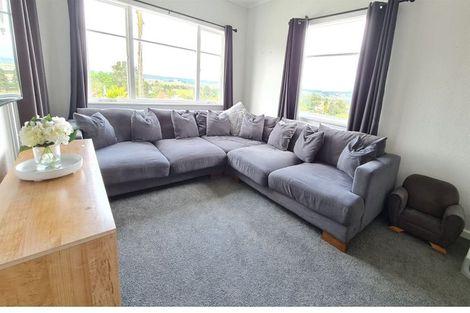 Photo of property in 36 Karaka Street, Helensville, 0800