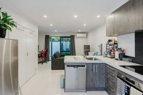 Photo of property in 1/1 Brooklyn Road, Claudelands, Hamilton, 3214