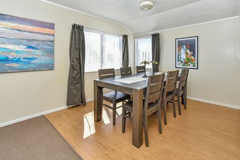 Photo of property in 225 Finlayson Avenue, Clendon Park, Auckland, 2103