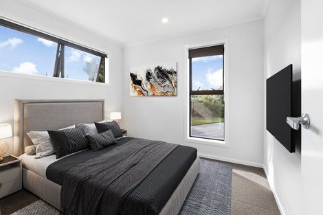 Photo of property in 124a Cambridge Terrace, Fairfield, Lower Hutt, 5011