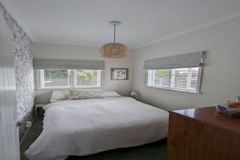 Photo of property in 50 Hollis Road, Paraparaumu Beach, Paraparaumu, 5032
