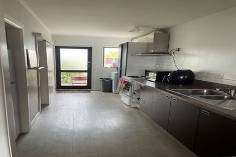 Photo of property in 2/43 Brockworth Place, Riccarton, Christchurch, 8011