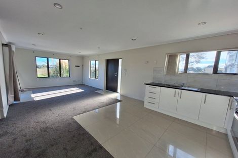 Photo of property in 28a Wallson Crescent, Wiri, Auckland, 2104
