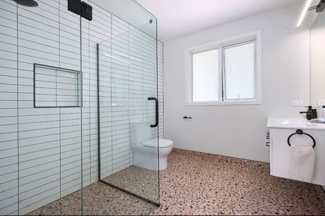 Photo of property in 43 Awatiro Drive, Kaukapakapa, 0871