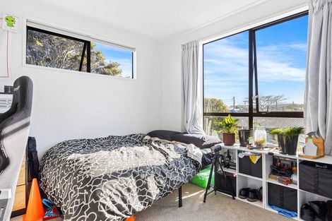 Photo of property in 8 Brixton Street, Islington, Christchurch, 8042