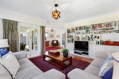 Photo of property in 57 Inglis Street, Seatoun, Wellington, 6022