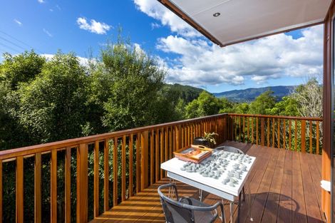 Photo of property in 61a Riverstone Drive, Riverstone Terraces, Upper Hutt, 5018
