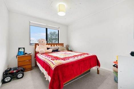 Photo of property in 46 Maywood Crescent, Glen Eden, Auckland, 0602