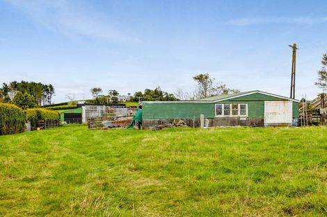 Photo of property in 24 Victoria Road, Stratford, 4391