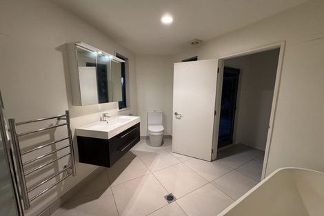 Photo of property in 1/5 Princes Street, Northcote Point, Auckland, 0627
