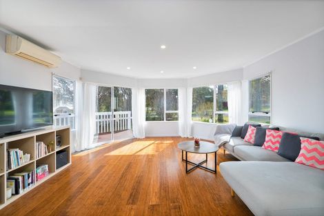 Photo of property in 13 Gala Place, Henderson, Auckland, 0612