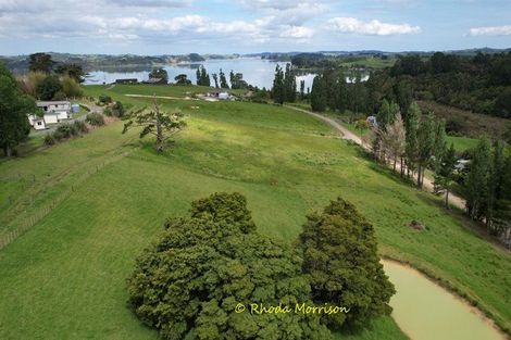 Photo of property in 69 Matakohe Wharf Road, Matakohe, 0593