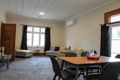 Photo of property in 972 Tremaine Avenue, Roslyn, Palmerston North, 4414