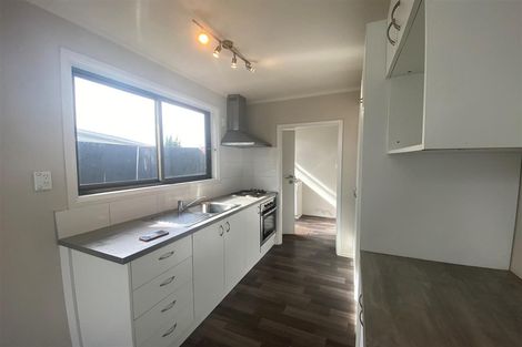 Photo of property in 64 Addington Avenue, Manurewa, Auckland, 2102
