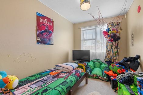 Photo of property in 9 Hennessy Street West, Foxton Beach, Foxton, 4815