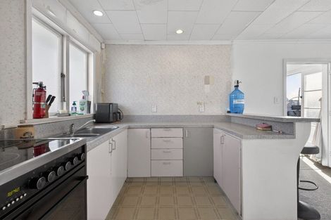 Photo of property in 23 Taurima Street, Hei Hei, Christchurch, 8042