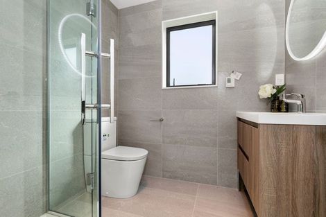 Photo of property in 31 Maka Terrace, Orewa, 0931