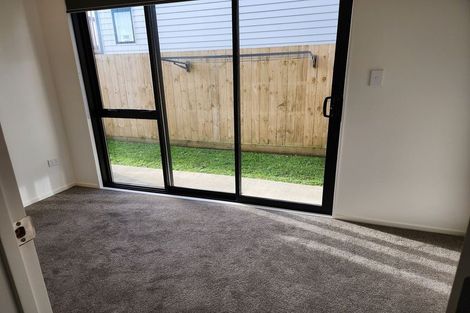 Photo of property in 36a Poruru Close, Papakura, 2110