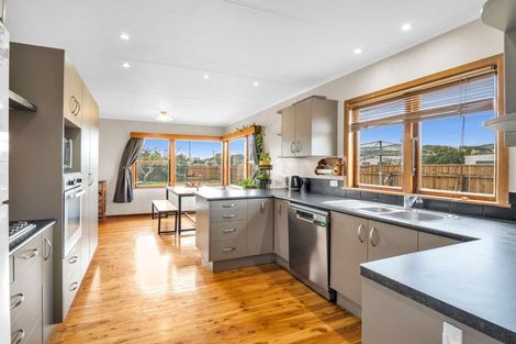 Photo of property in 52 Bamfield Street, Ashhurst, 4810