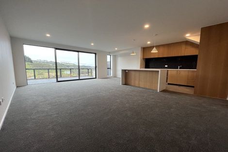 Photo of property in 28 Holystone Road, Whitby, Porirua, 5024