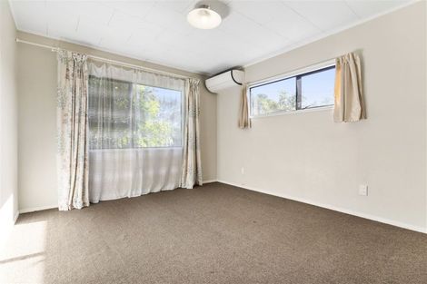 Photo of property in 41 Holmes Drive South, Massey, Auckland, 0614
