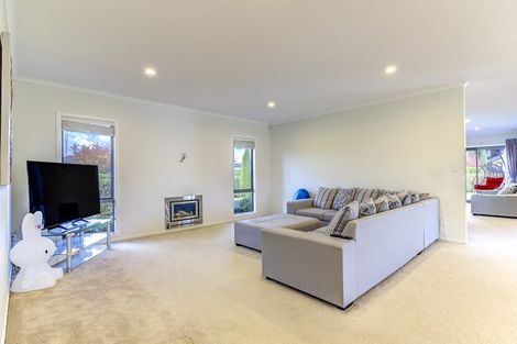 Photo of property in 25 Batten Drive, Flagstaff, Hamilton, 3210